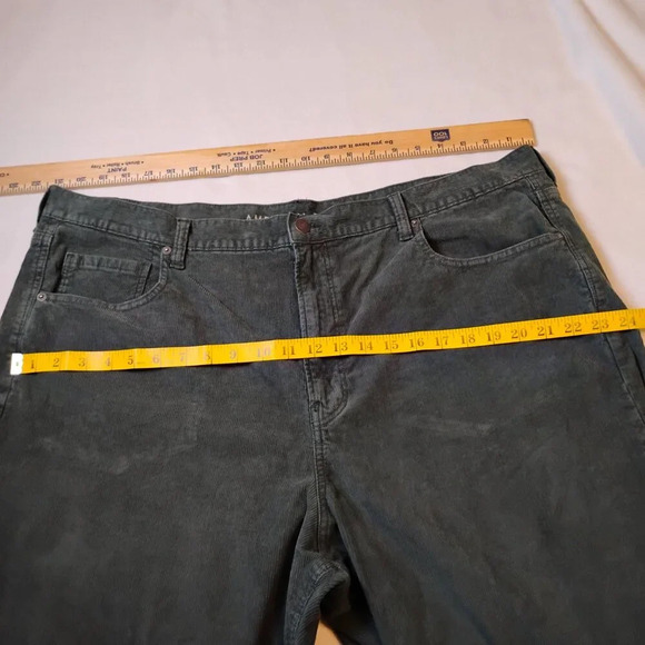 American Eagle Green Corduroy High Rise Pants, 22R - Picture 6 of 10